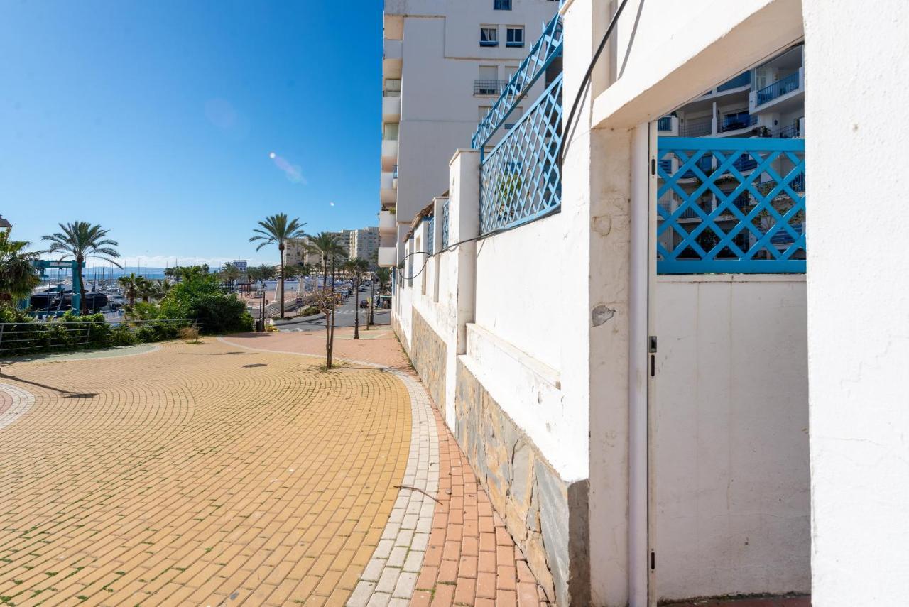 Port Estepona Exteriör bild