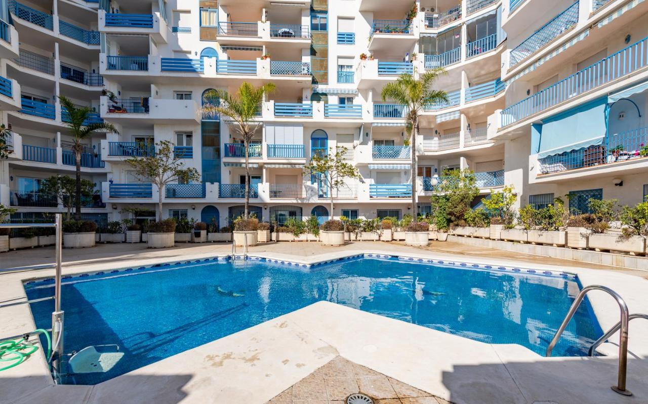 Port Estepona Exteriör bild