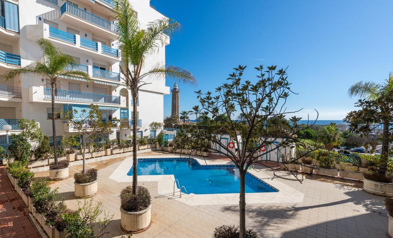 Port Estepona Exteriör bild